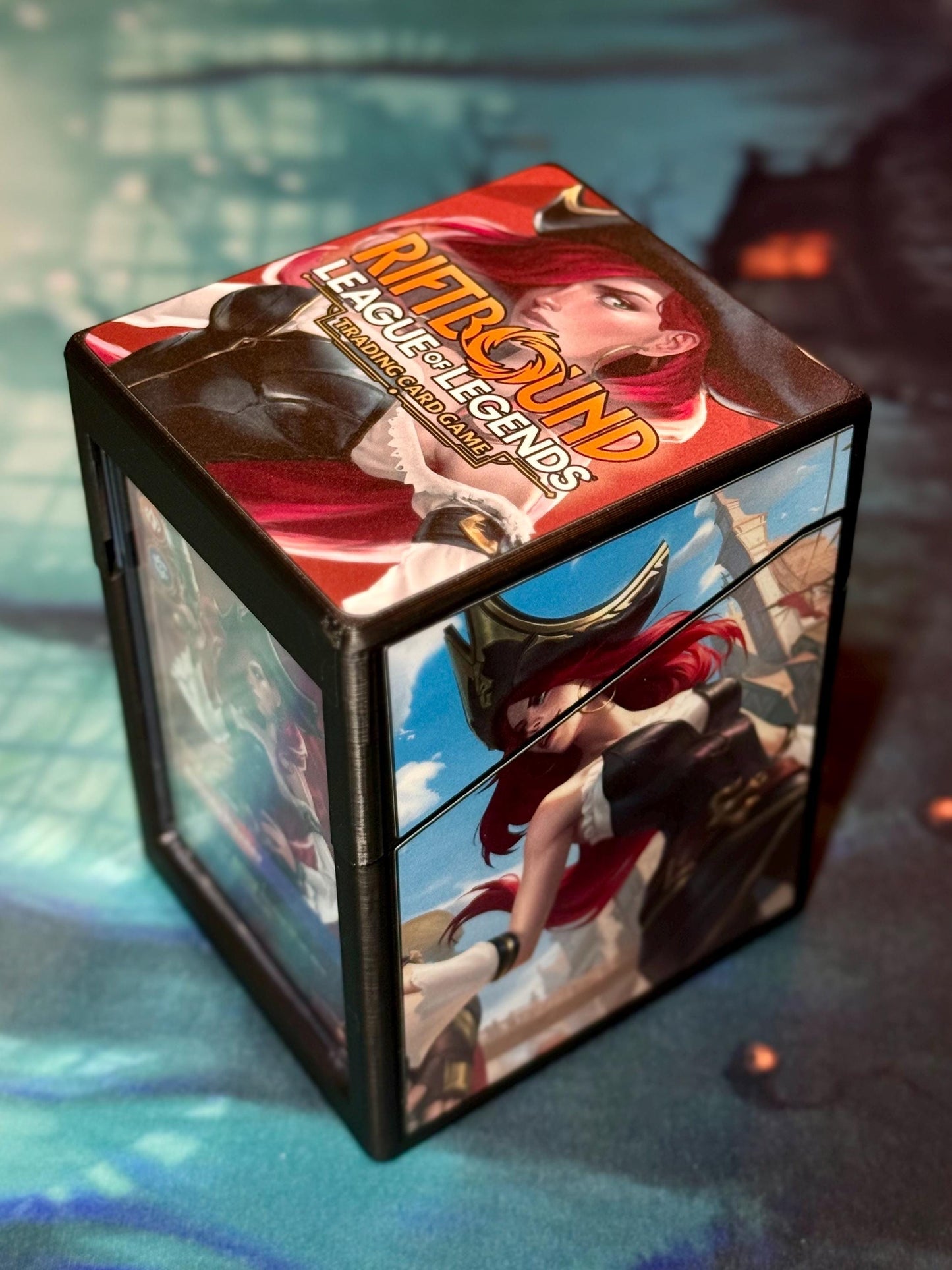 Riftbound Deckbox - Miss Fortune