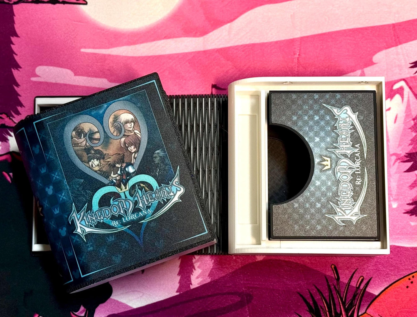 Lorcana Deck Box - Kingdom Hearts