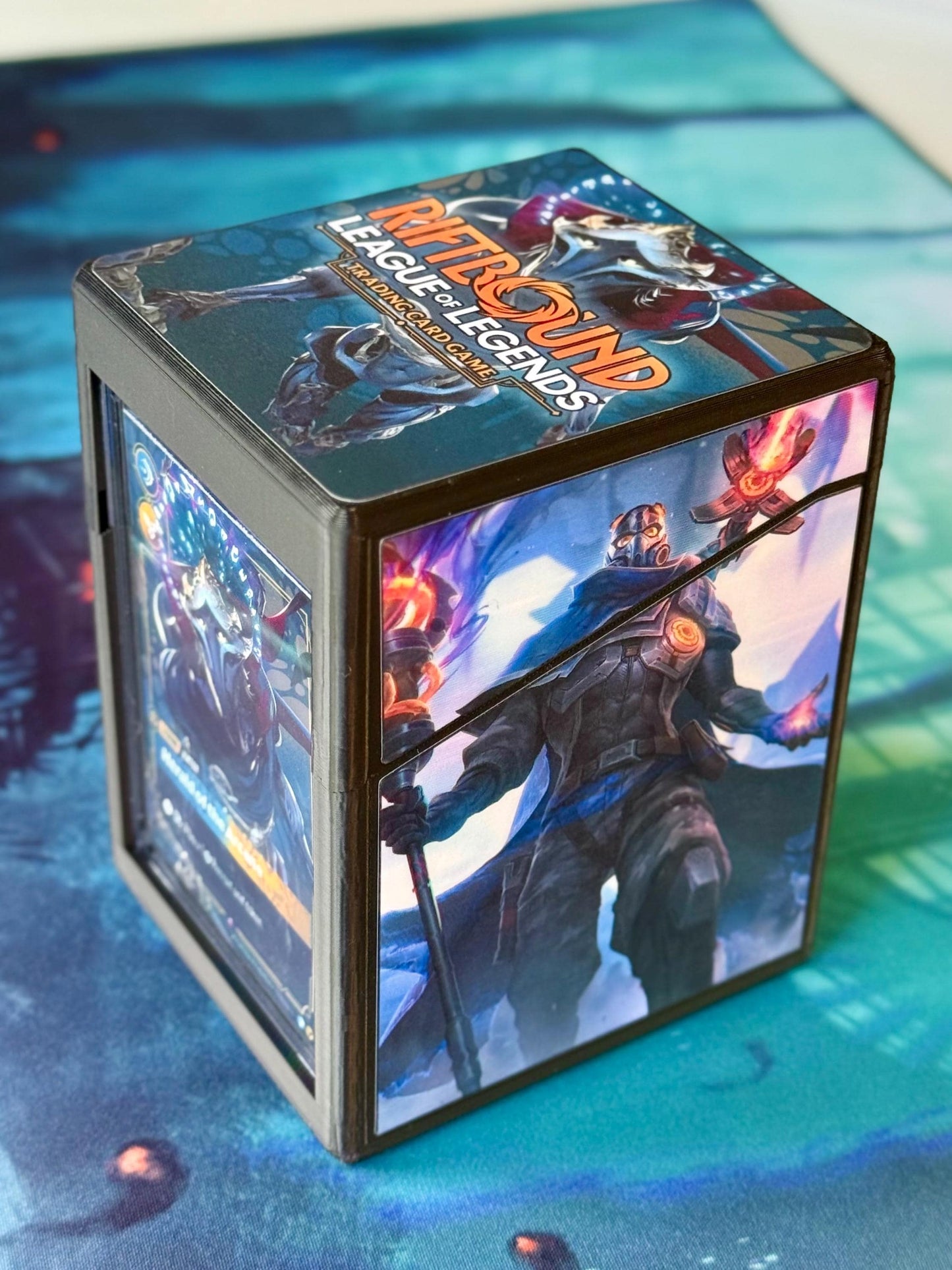 Riftbound Deckbox - Viktor