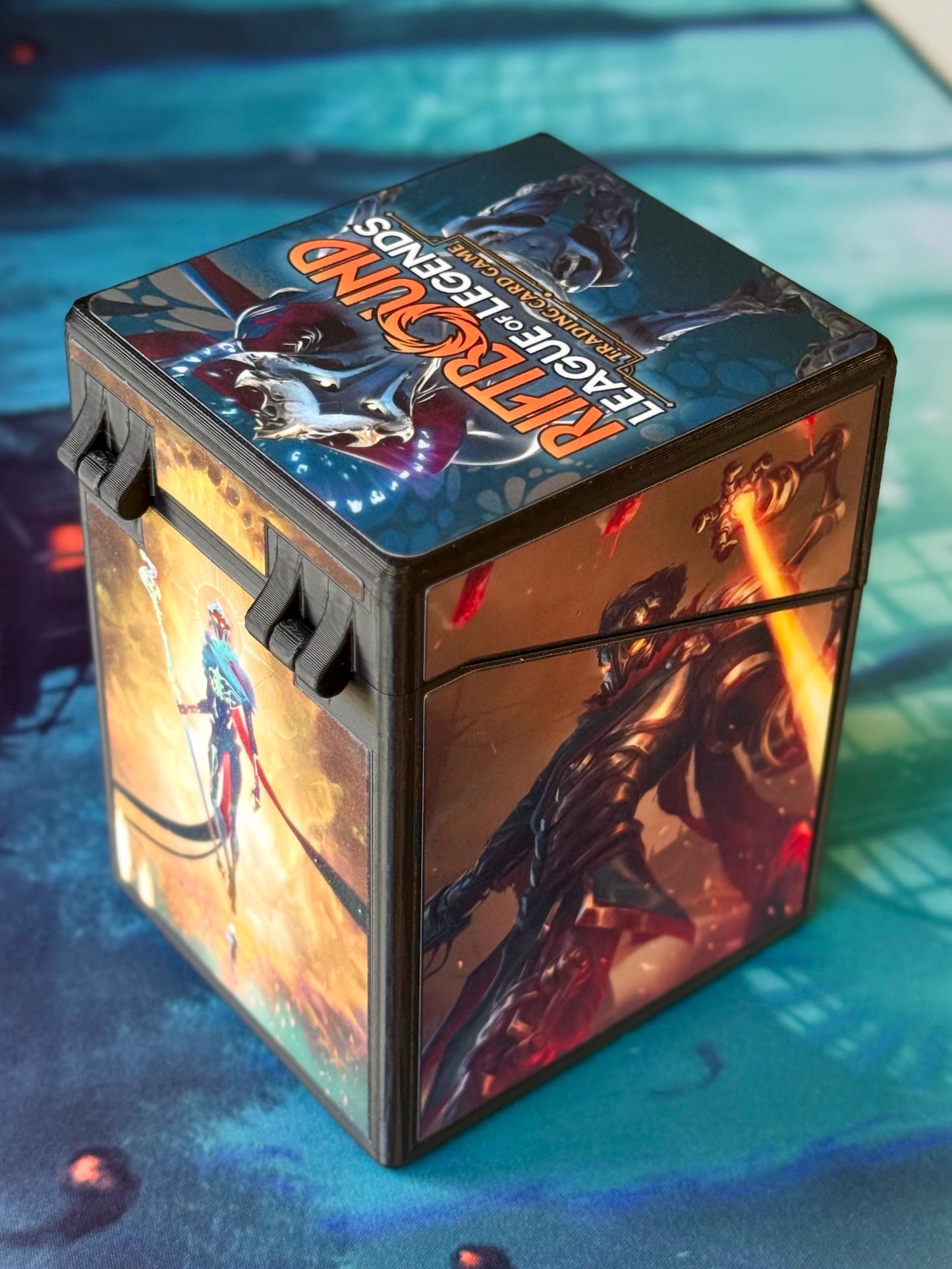Riftbound Deckbox - Viktor