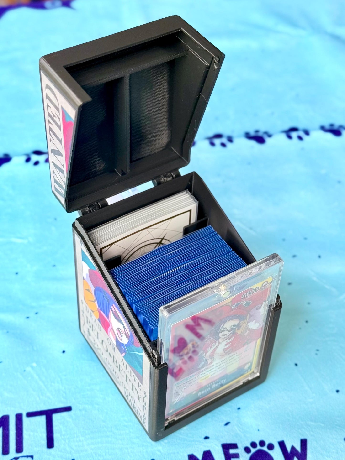 One Piece Deck Box - Betty