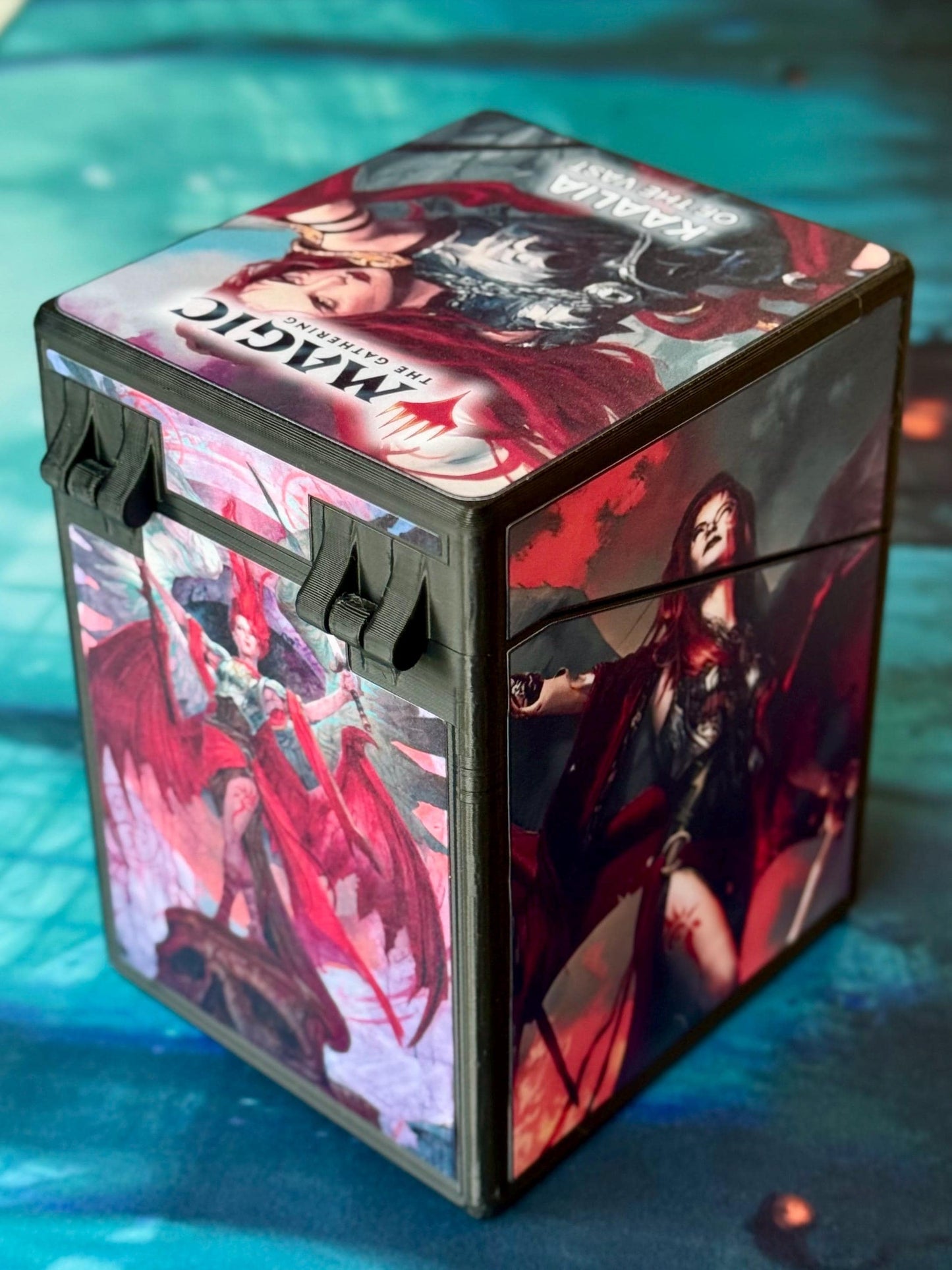 Magic the Gathering Deck Box - Kaalia