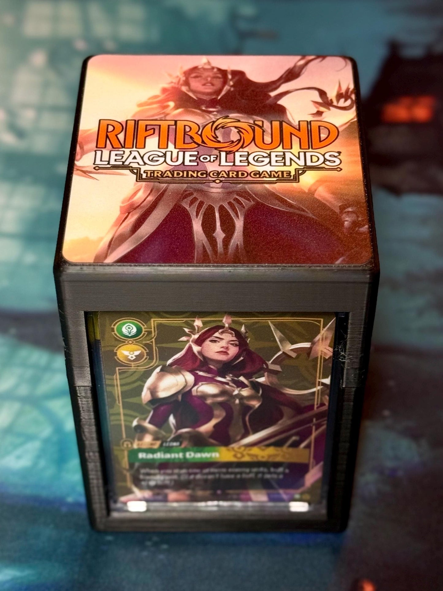 Riftbound Deckbox - Leona