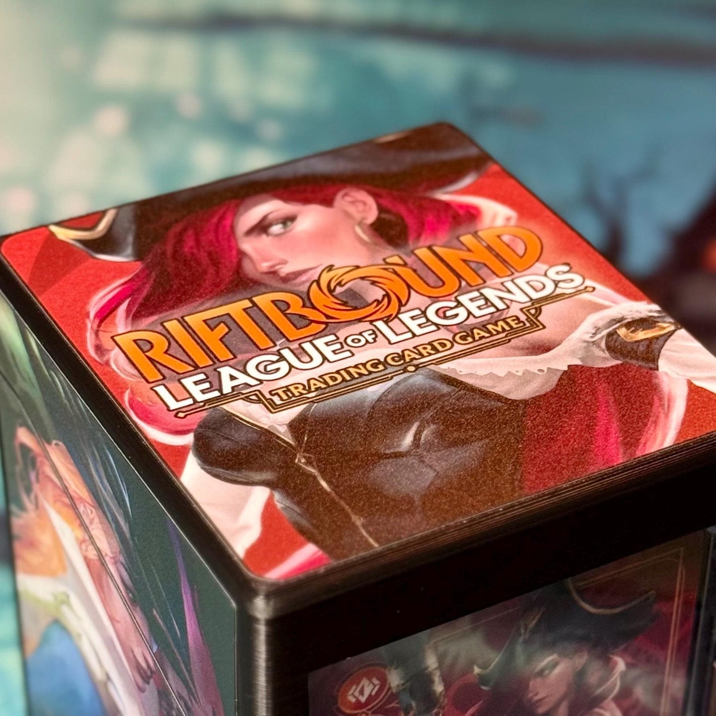 Riftbound Deckbox - Miss Fortune