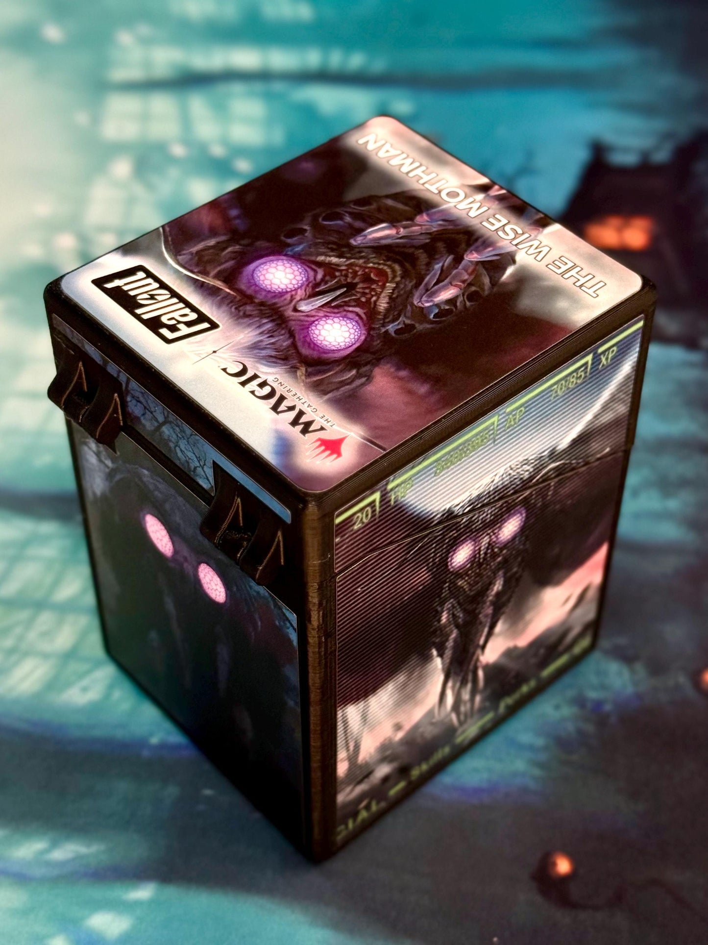 Magic the Gathering Deck Box - Fallout - The Wise Mothman