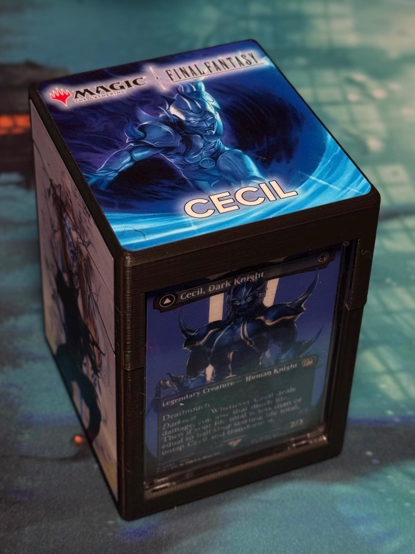 Magic the Gathering Deck Box - Final Fantasy - Cecil
