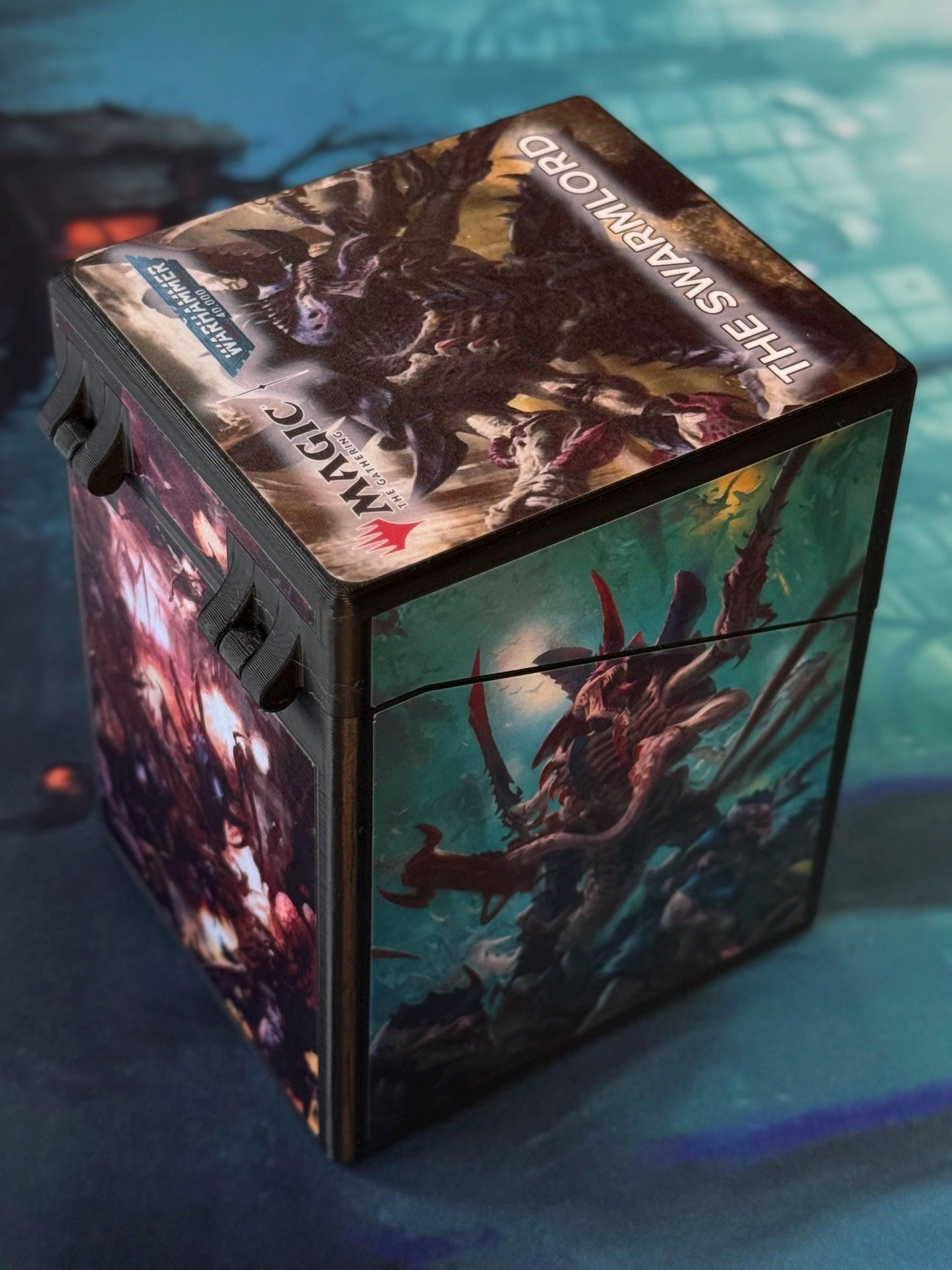 Magic the Gathering Deck Box - Warhammer 40,000 - The Swarmlord