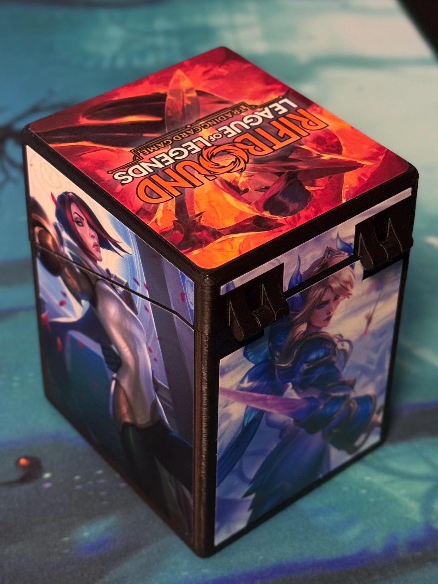 Riftbound Deckbox - Fiora