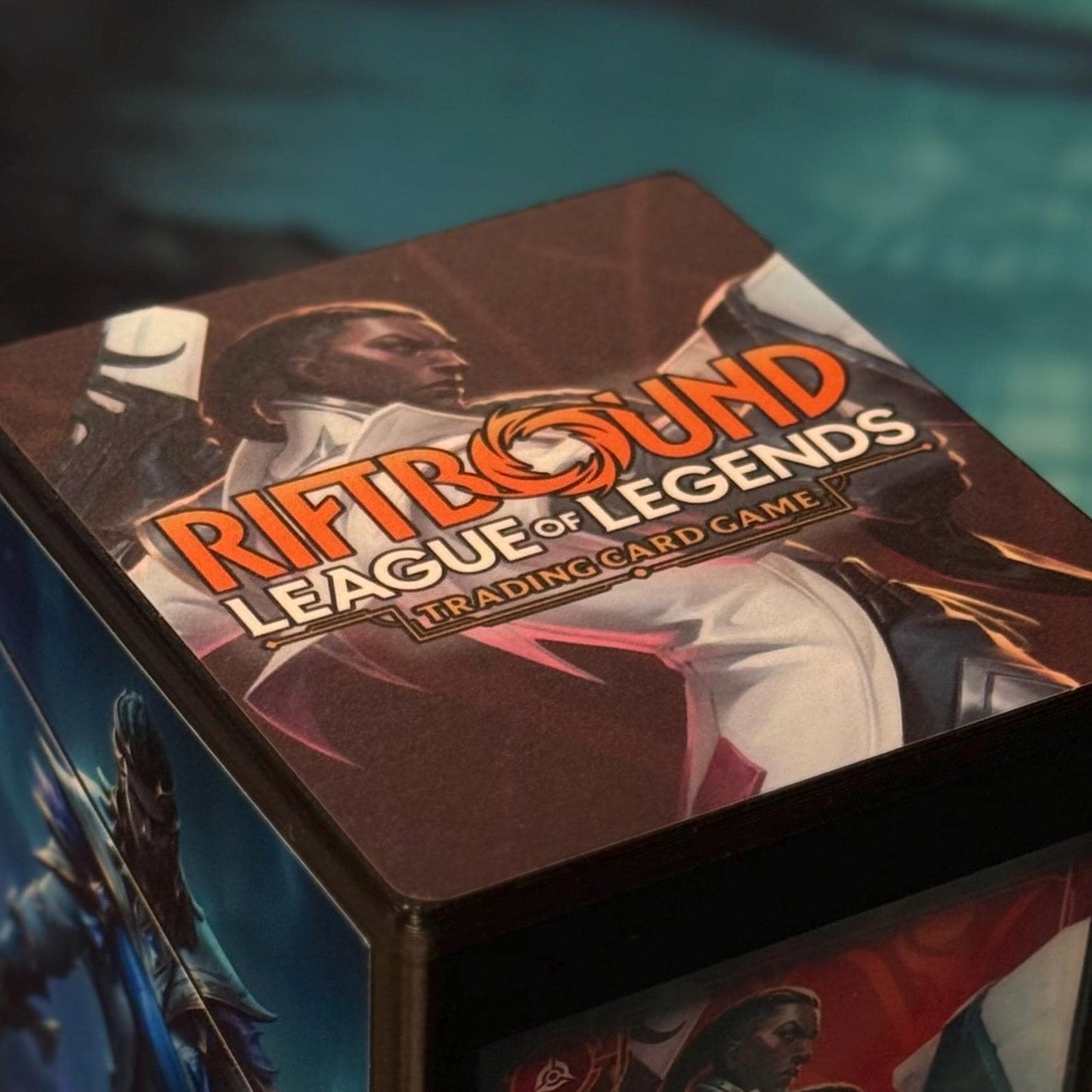 Riftbound Deckbox - Lucian
