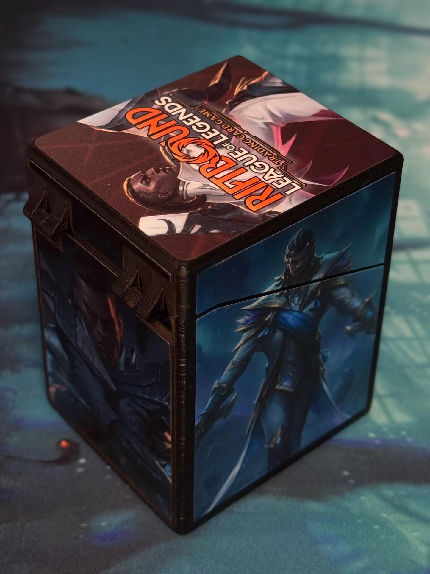 Riftbound Deckbox - Lucian