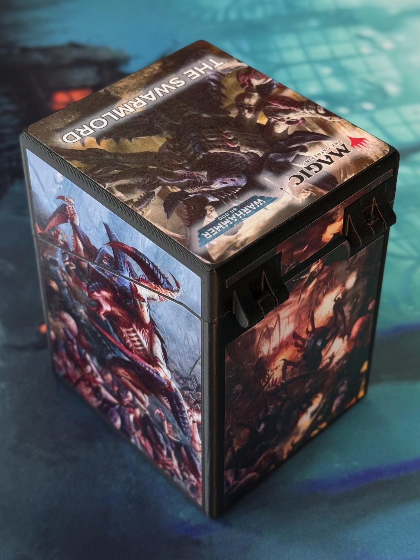 Magic the Gathering Deck Box - Warhammer 40,000 - The Swarmlord