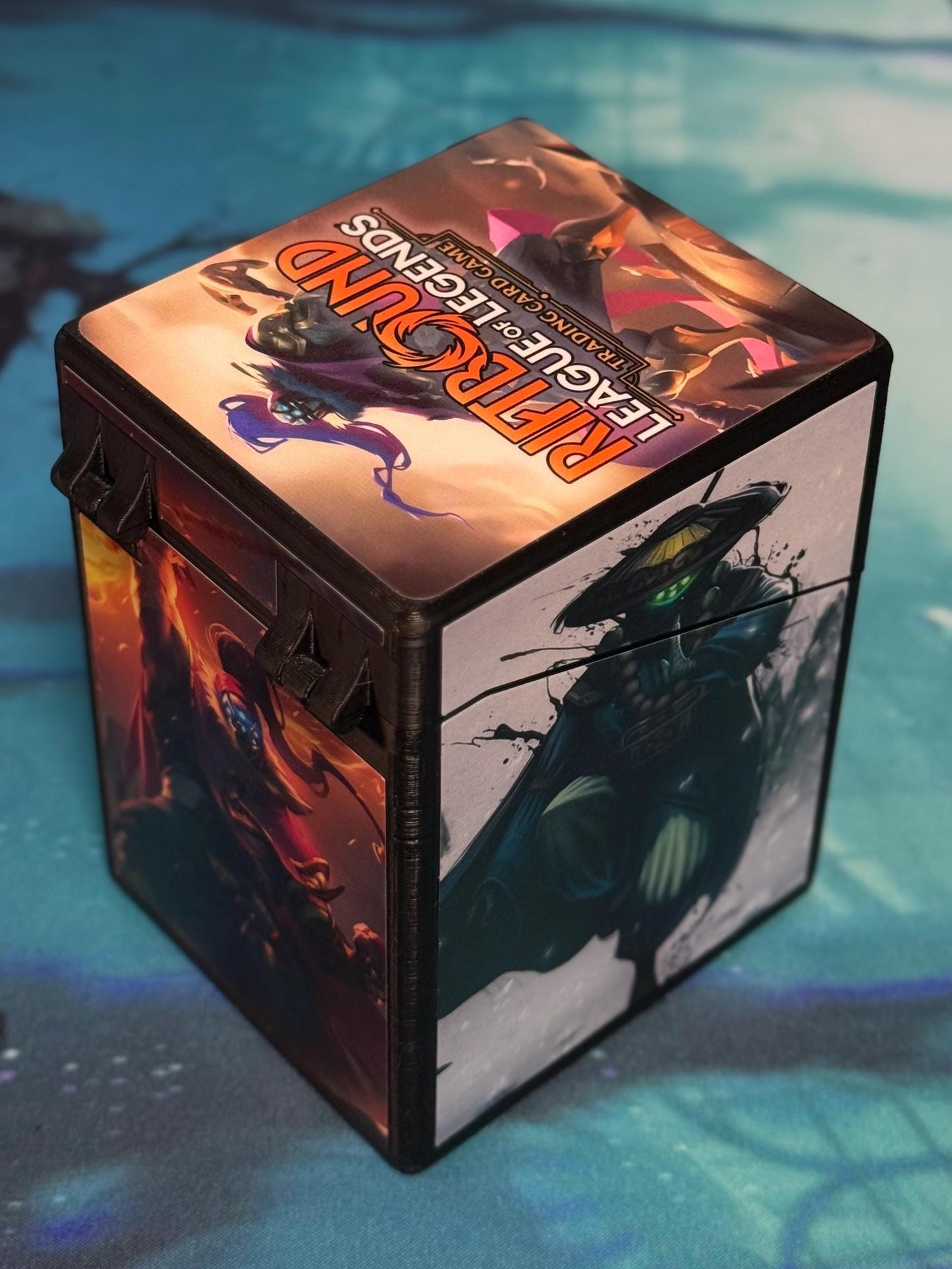 Riftbound Deckbox - Jax