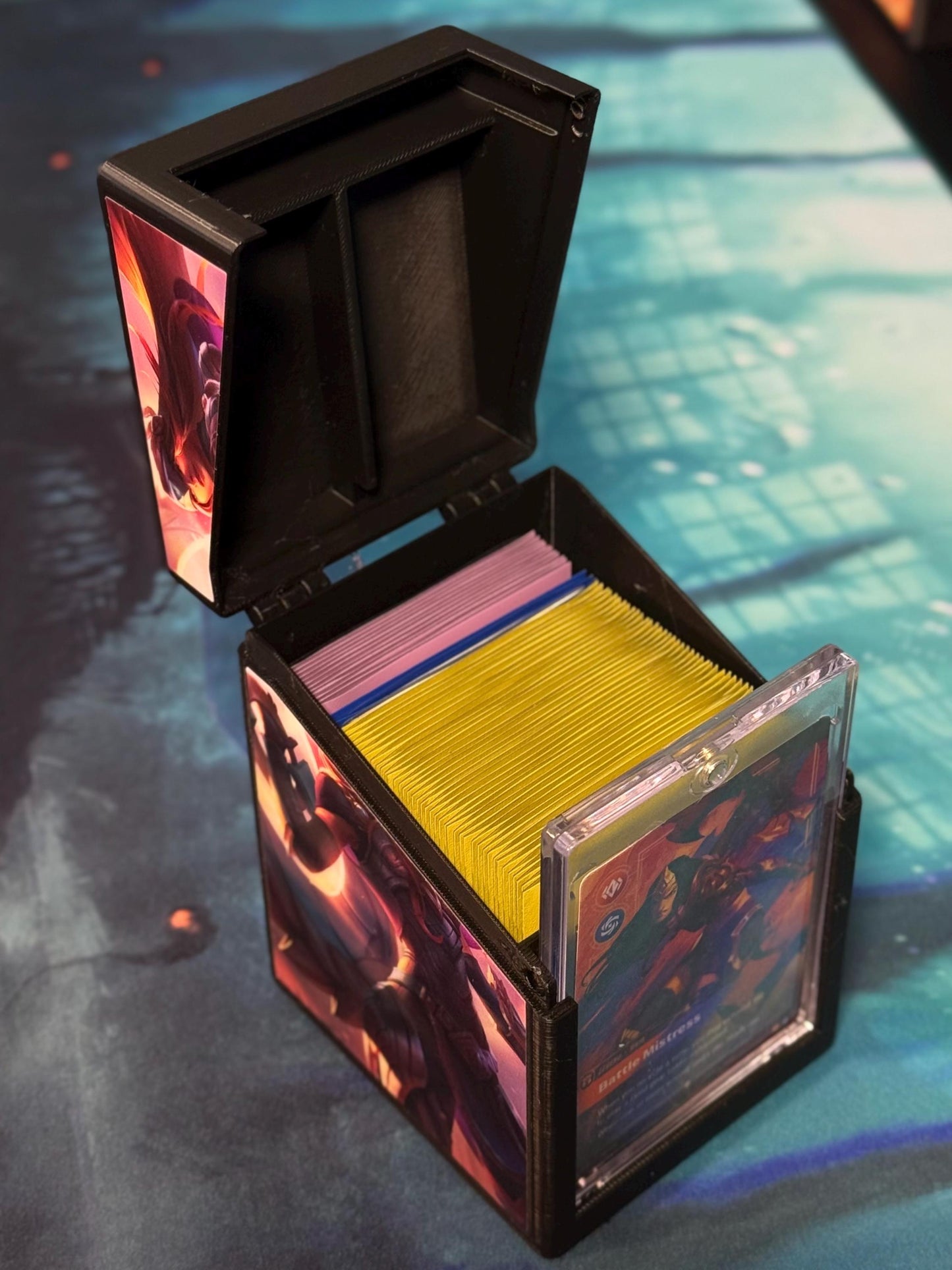 Riftbound Deckbox - Renata Glasc