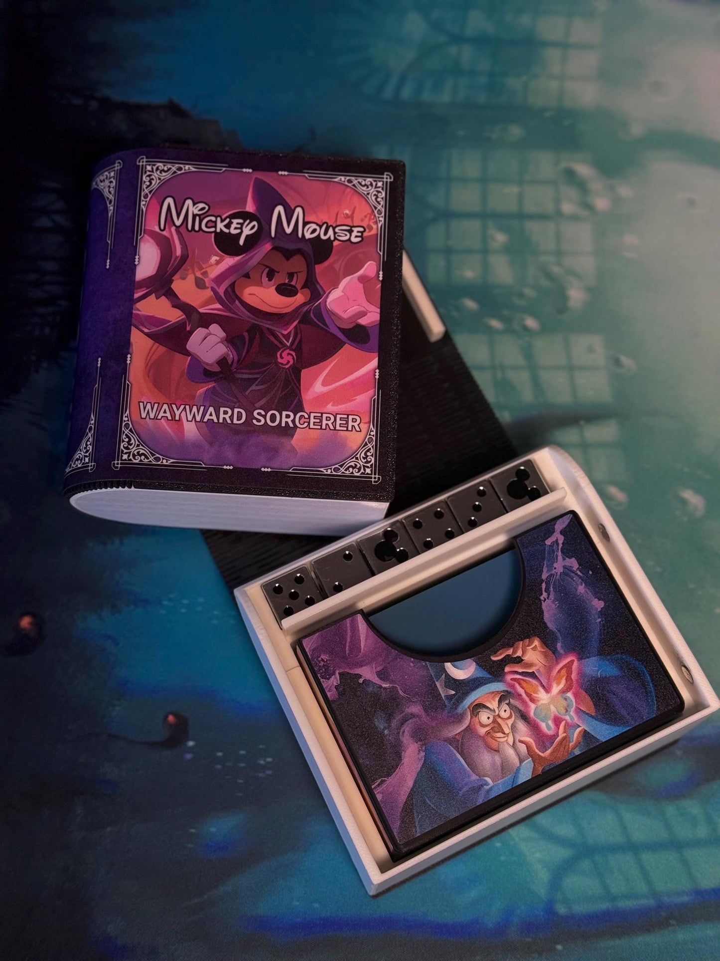 Lorcana Deck Box - Mickey Mouse
