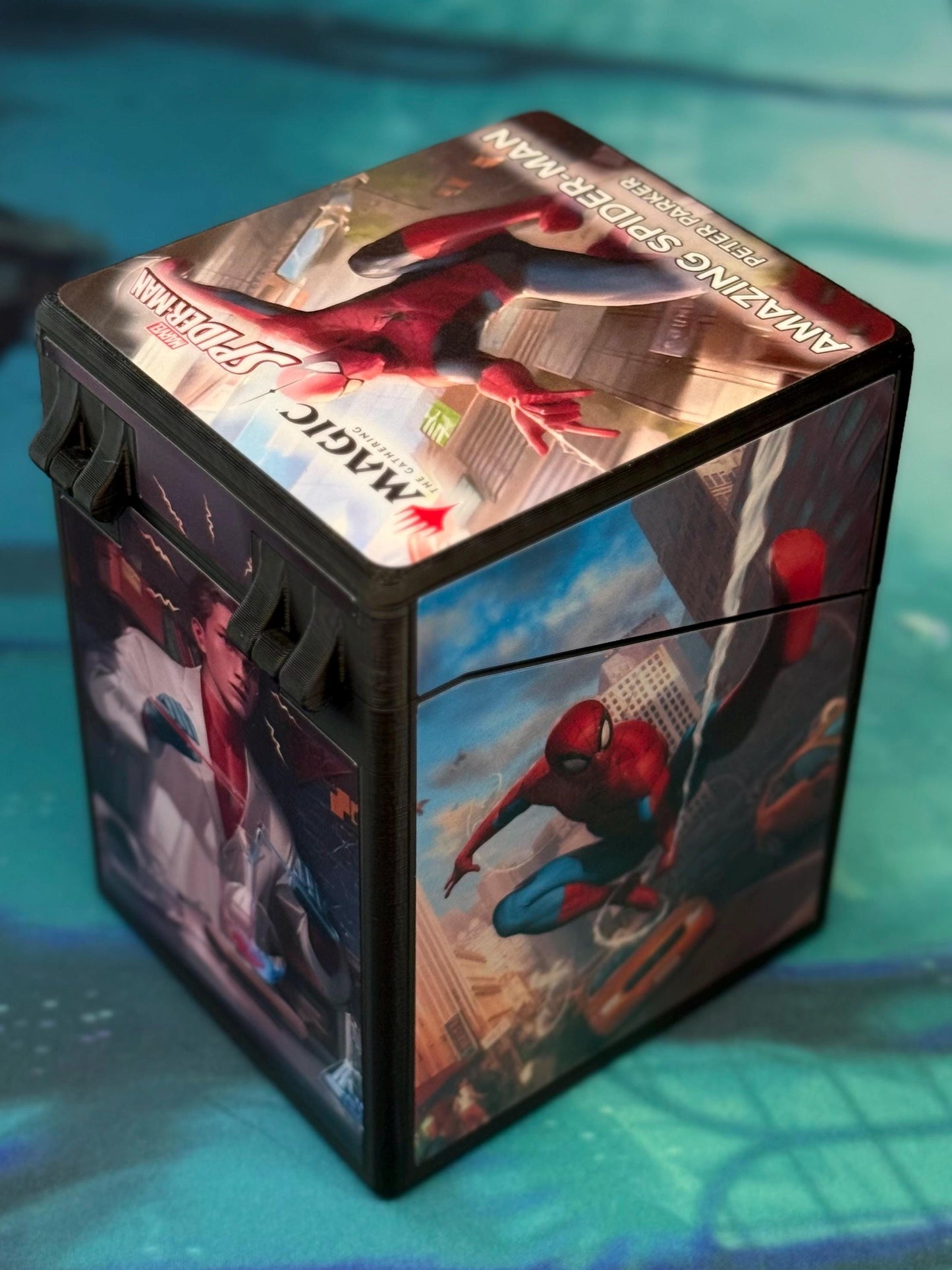 Magic the Gathering Deck Box - Marvel - Spider-Man - Peter Parker