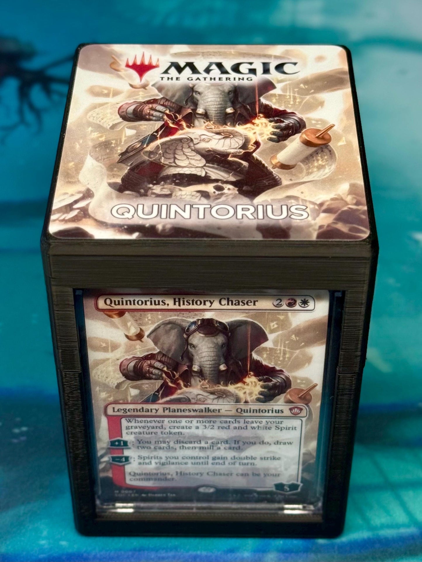 Magic the Gathering Deck Box - Quintorius