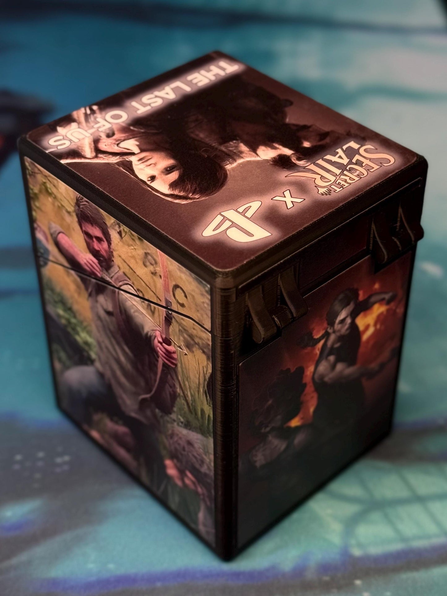 Magic the Gathering Deck Box - The Last of Us