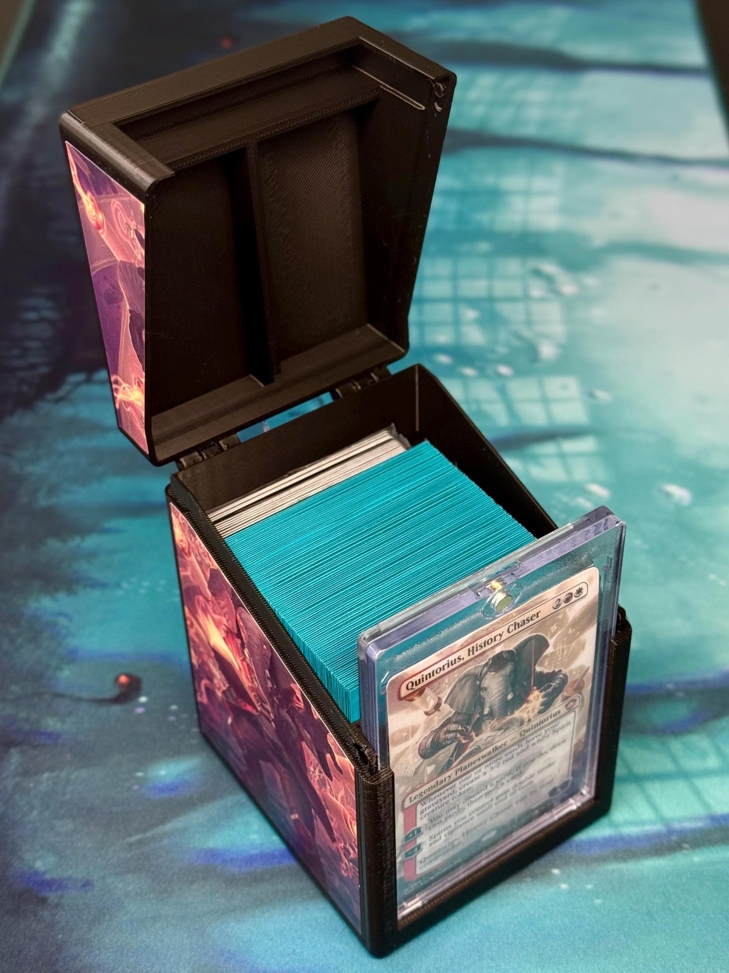 Magic the Gathering Deck Box - Quintorius