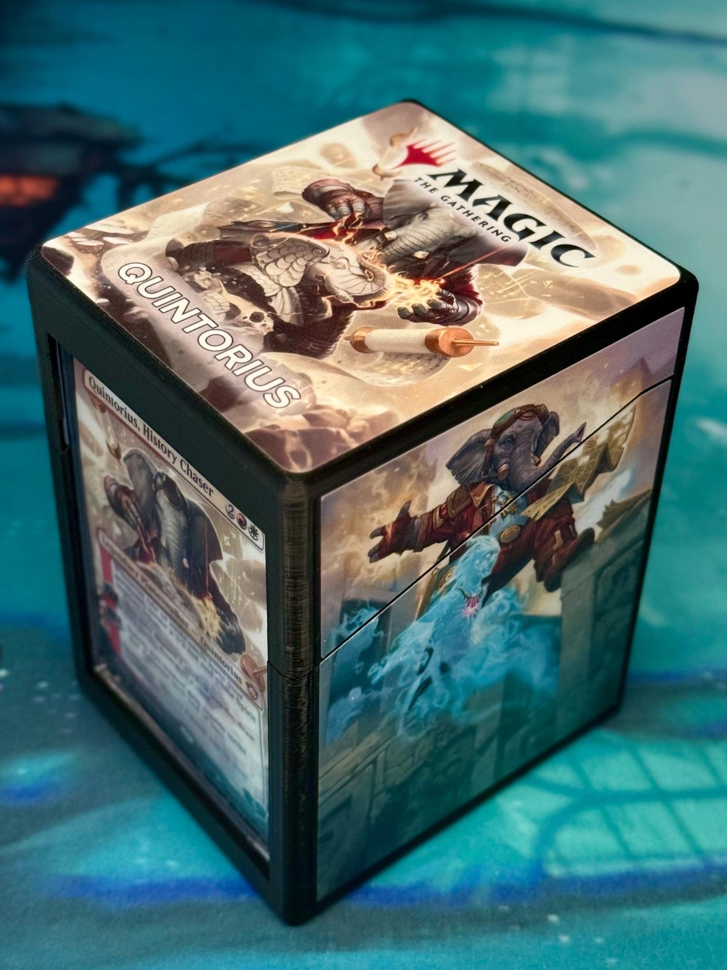 Magic the Gathering Deck Box - Quintorius