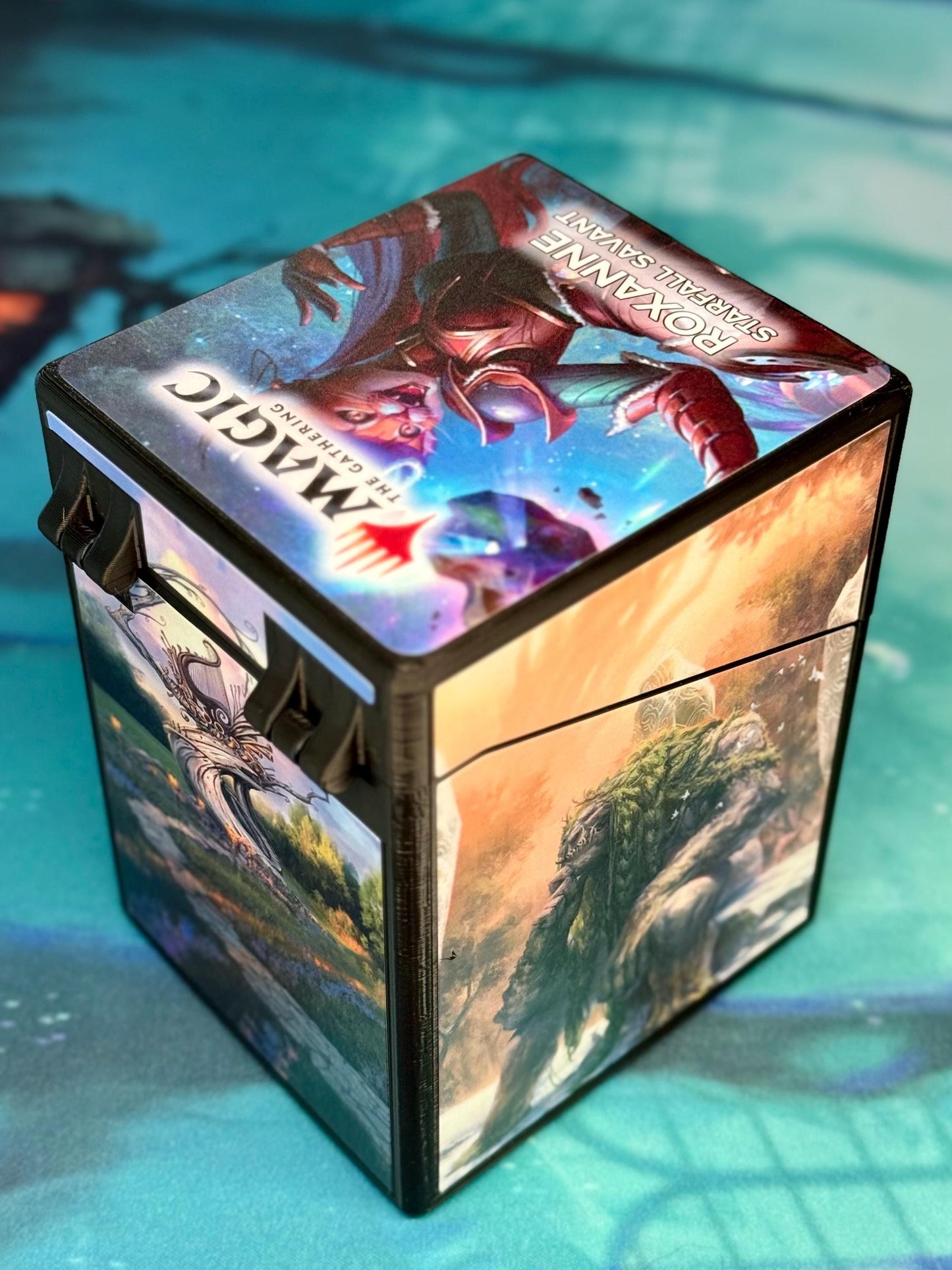 Magic the Gathering Deck Box - Roxanne