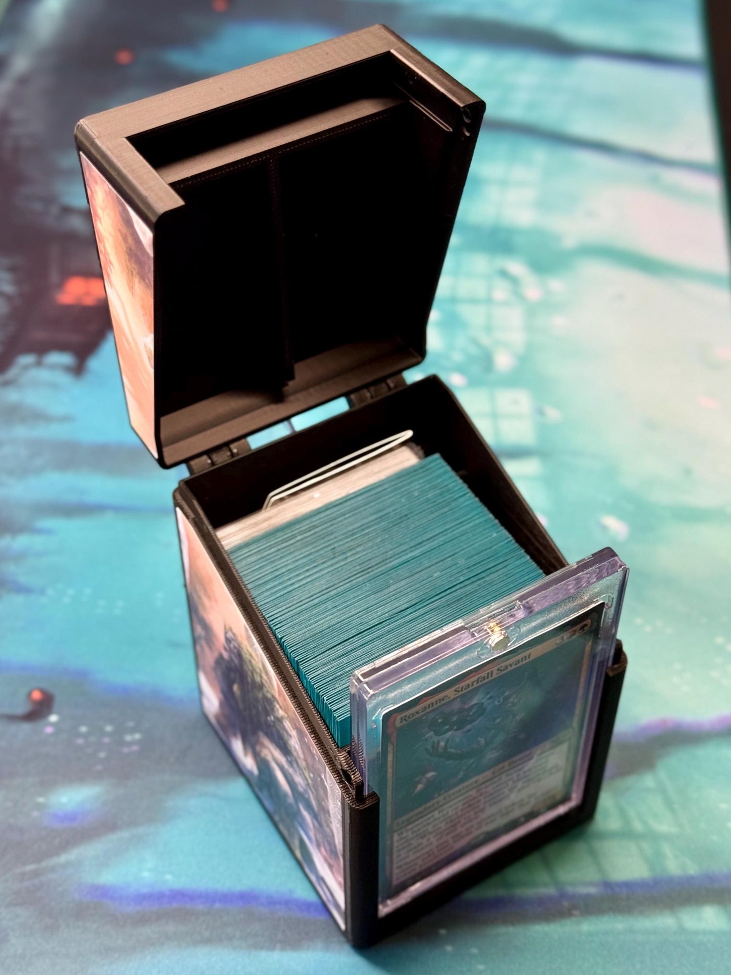 Magic the Gathering Deck Box - Roxanne