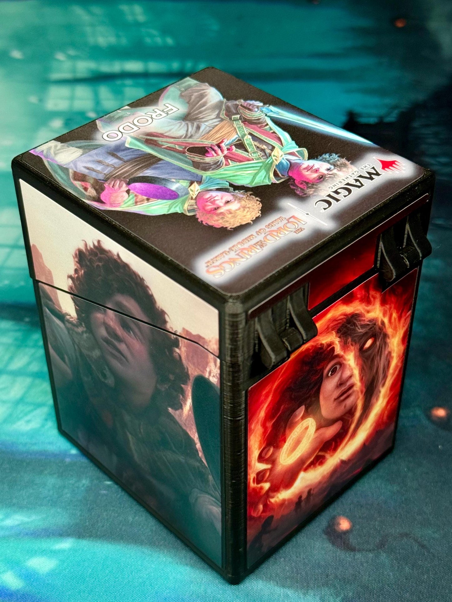 Magic the Gathering Deck Box - Frodo
