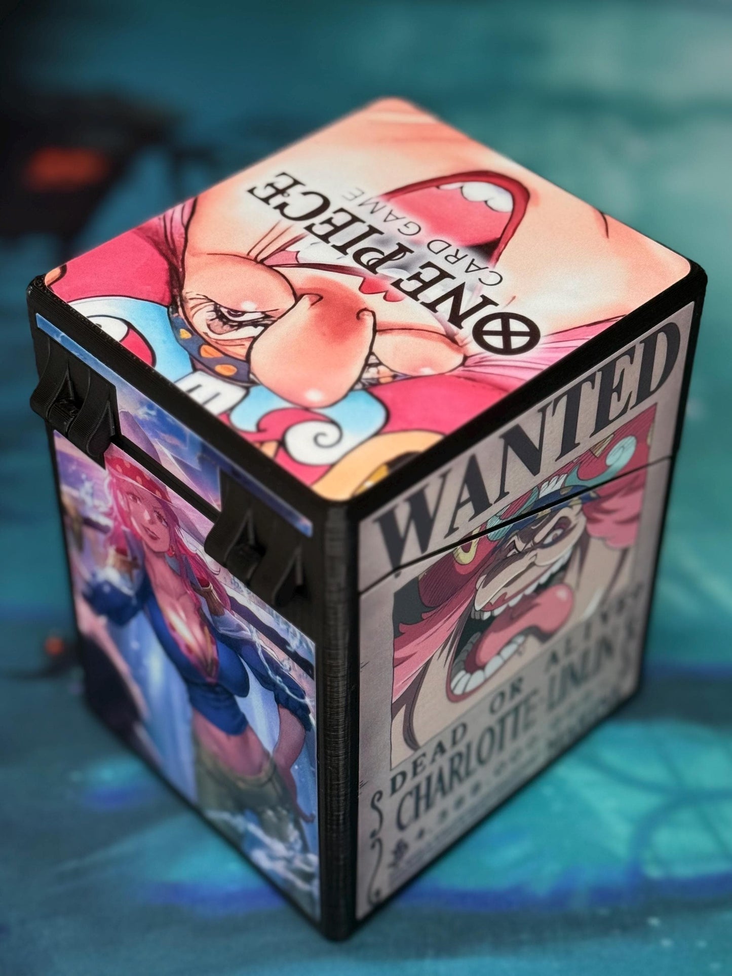One Piece Deck Box - Big Mom