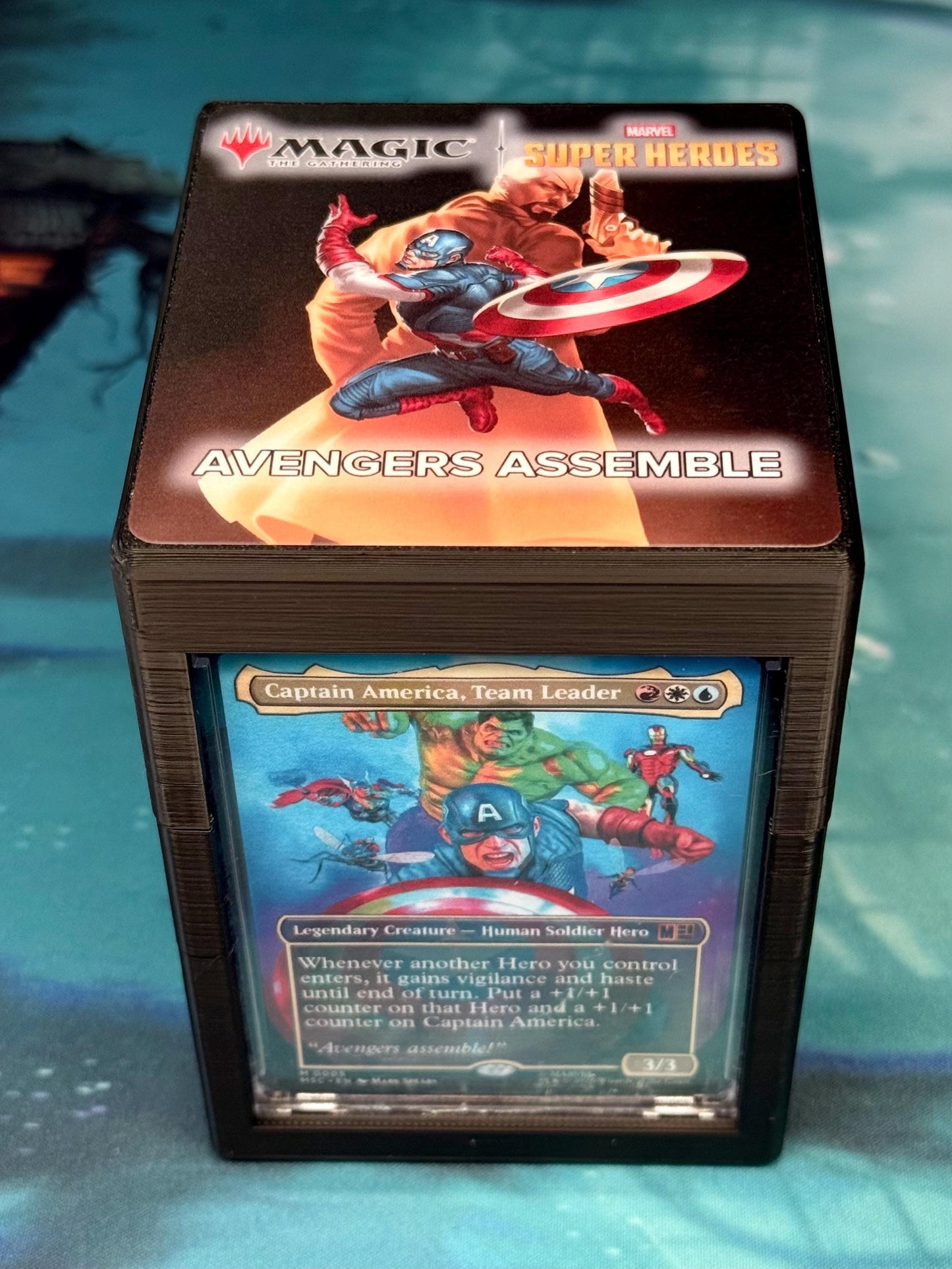 Magic the Gathering Deck Box - Marvel - Avengers Assemble