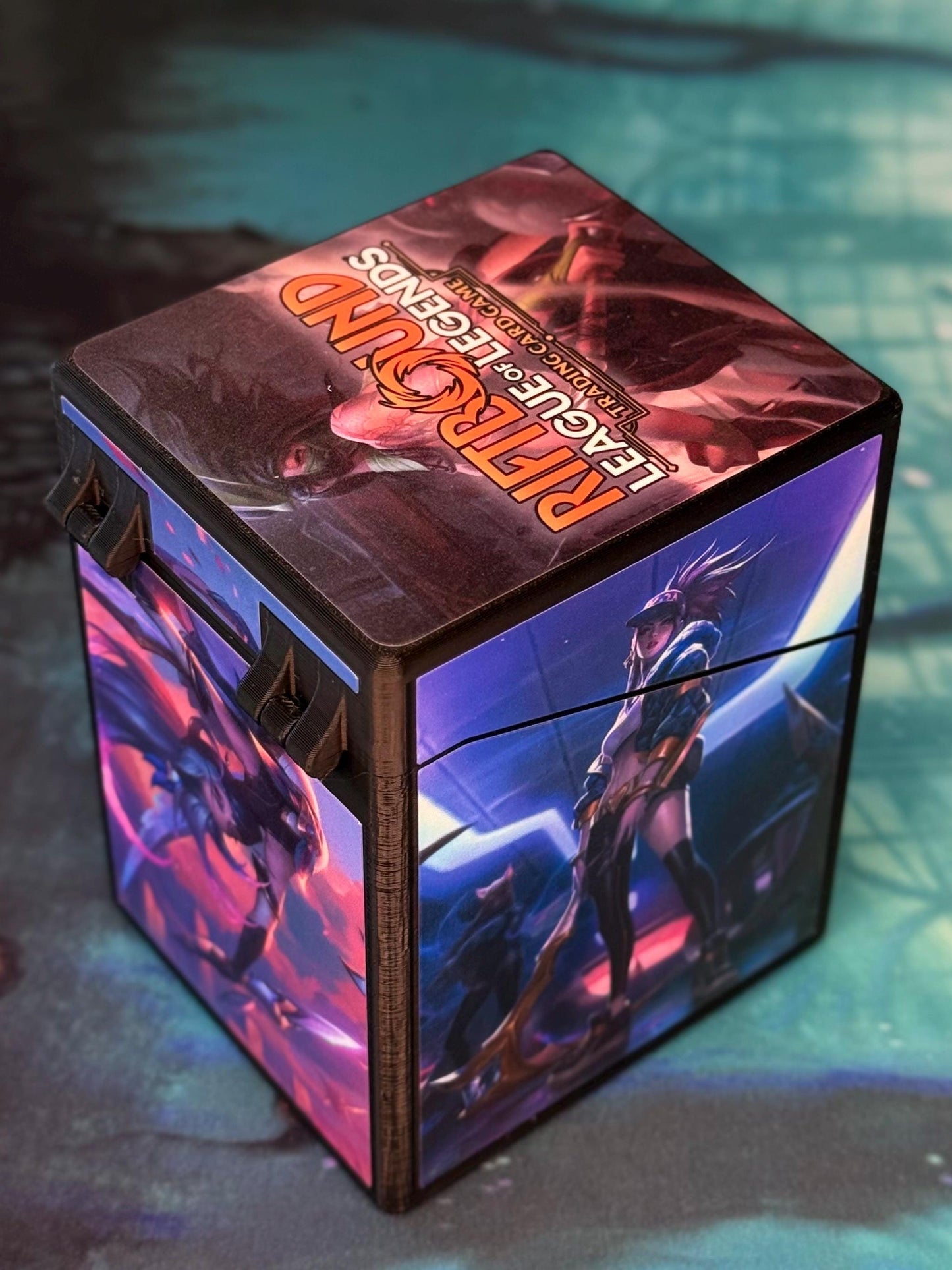 Riftbound Deckbox - Akali